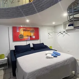 Couette-café Loft 24, Brindisi