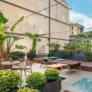 Hotel The Spring House Vatican, Tapestry Collection By Hilton Rome